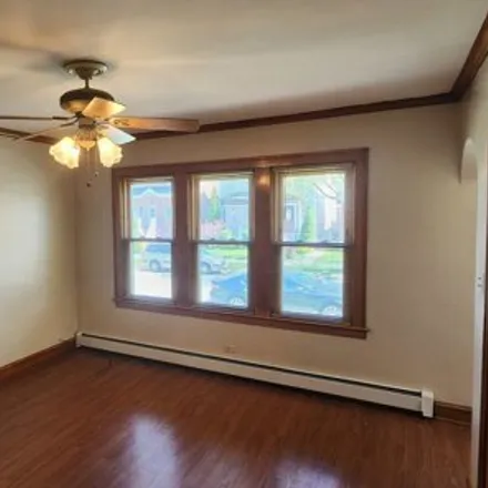 Image 2 - 3332 North Overhill Avenue, Chicago, IL 60634, USA - House for sale