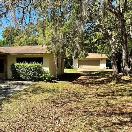 Buy this 3 bed house on 826 South Oak Crest Path in Lecanto, Citrus County