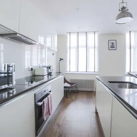 Image 4 - unnamed road, London, United Kingdom - Apartment for rent