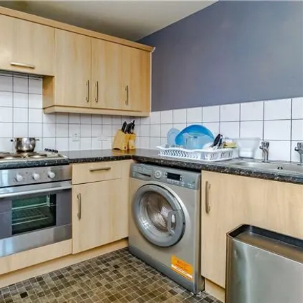 Image 5 - City House, 420 London Road, London, CR0 2NU, United Kingdom - Apartment for sale