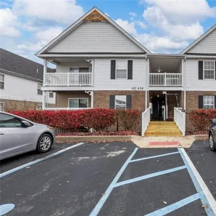 Rent this 2 bed condo on 432 Saravalle Drive in Saint Peters, MO 63376