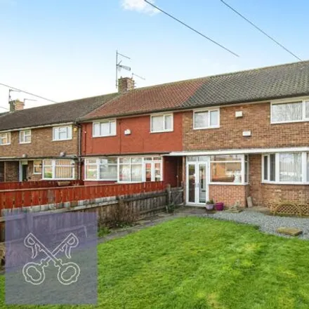 Buy this 3 bed townhouse on Caledon Close in Hull, United Kingdom
