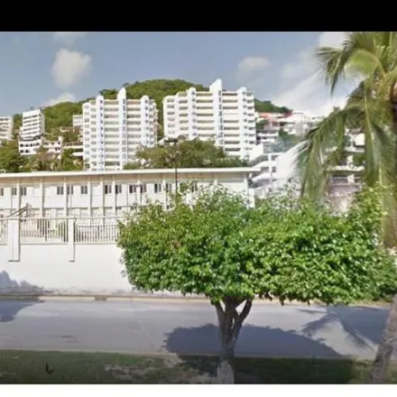Buy this 4 bed house on Antón de Alaminos in Balcones de Costa Azul, 39300 Acapulco
