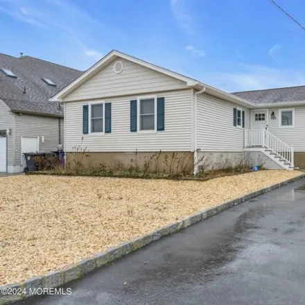 Buy this 3 bed house on 363 Cheryl Drive in Toms River, NJ 08753