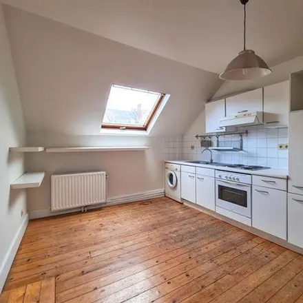 Rent this 1 bed apartment on Rue d'Albanie - Albaniëstraat 12 in 1060 Saint-Gilles - Sint-Gillis, Belgium