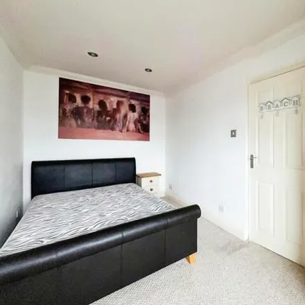 Image 5 - Durley Gardens, Bournemouth, BH2 5HS, United Kingdom - Apartment for sale