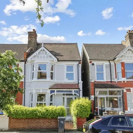 Rent this 3 bed apartment on Tooting in Links Road, London