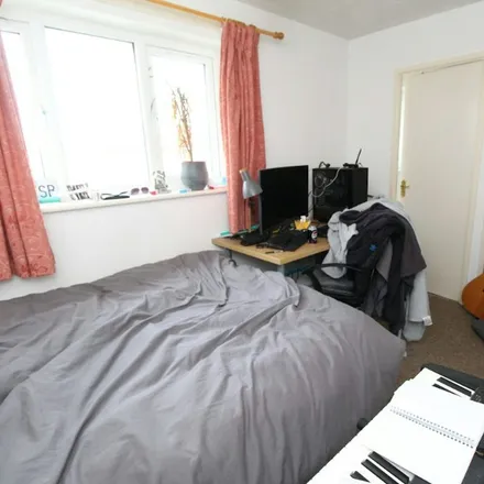 Image 6 - 5 Falcon Close, Nottingham, NG7 2DL, United Kingdom - Apartment for rent