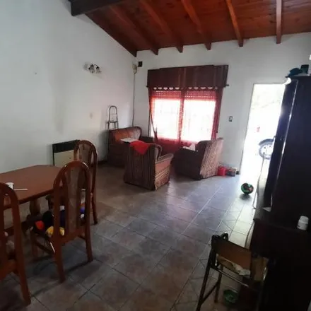 Buy this 2 bed house on Manuel Sebastián Pombo in Partido de San Nicolás, 2900 San Nicolás de los Arroyos