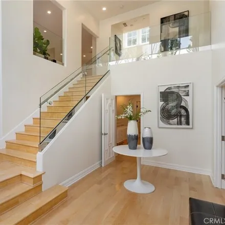 Image 2 - 1633 Stone Canyon Rd, Los Angeles, California, 90077 - House for sale