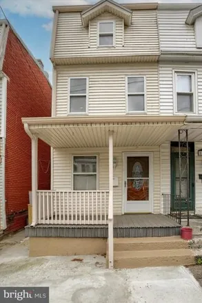 Image 2 - 1010 N 19th St, Harrisburg, Pennsylvania, 17103 - House for sale