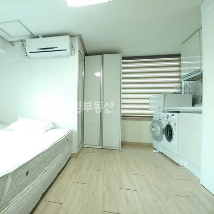 Image 3 - 서울특별시 서초구 양재동 203-13 - Apartment for rent