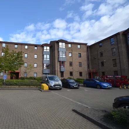 Rent this 4 bed apartment on 11 Sienna Gardens in City of Edinburgh, EH9 1PQ