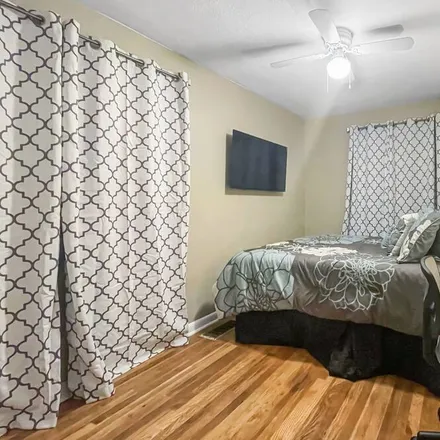 Rent this studio apartment on Downtown Station Englewood Post Office in 3330 South Broadway, Englewood