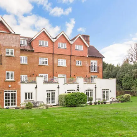 Image 2 - unnamed road, Royal Tunbridge Wells, TN2 3GT, United Kingdom - Apartment for sale