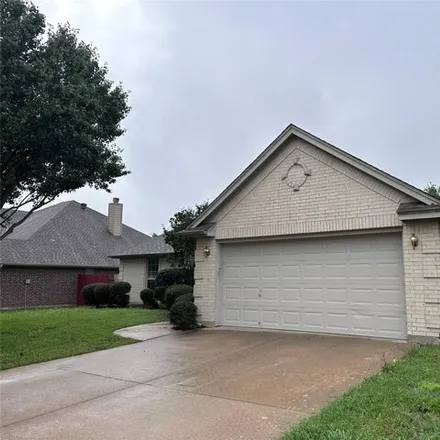 Image 3 - 535 Willowview Drive, Saginaw, TX 76179, USA - House for sale