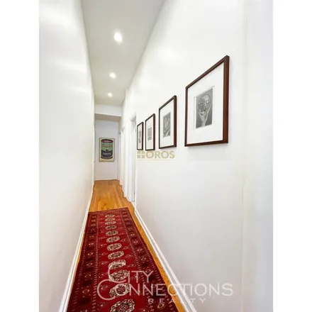 Image 3 - 262 East 2nd Street, New York, NY 10009, USA - Apartment for rent