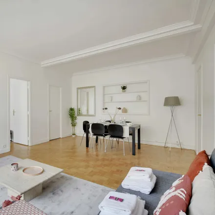 Image 3 - 66 Avenue Henri Martin, 75116 Paris, France - Apartment for rent