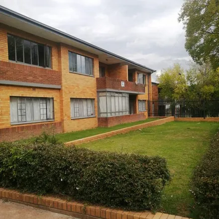 Image 1 - 2nd Avenue, Johannesburg Ward 70, Roodepoort, 2709, South Africa - Apartment for rent