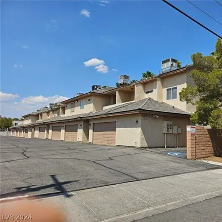 Image 5 - 5070 Tara Ave Unit 120, Las Vegas, Nevada, 89146 - Condo for rent