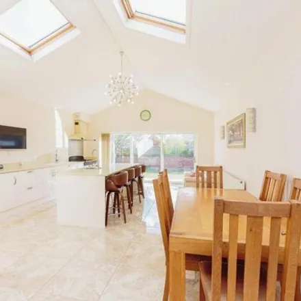 Image 4 - Devonshire Road, Lytham St Annes, FY8 2NX, United Kingdom - House for sale