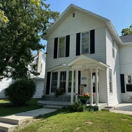 Buy this studio house on 424 Locust Street in Big Rapids, MI 49307