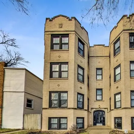 Buy this 2 bed condo on 2218-2220 West Granville Avenue in Chicago, IL 60660