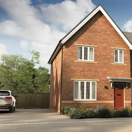 Buy this 3 bed house on unnamed road in Hinckley, LE10 3FA