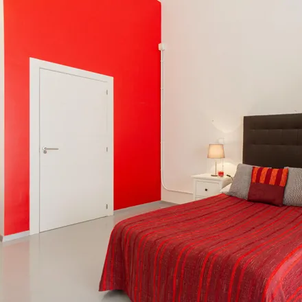 Rent this studio apartment on Madrid in Travesía Vázquez de Mella, 2