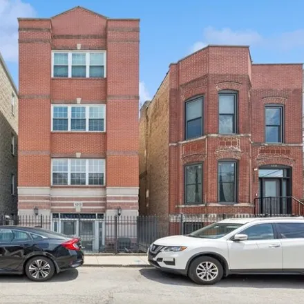 Rent this 2 bed condo on 1213 North Honore Street in Chicago, IL 60622