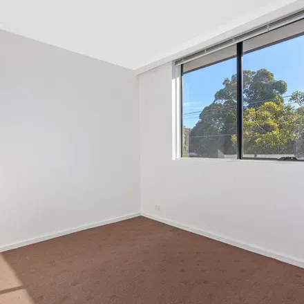Image 3 - Holloway Street, Ormond VIC 3204, Australia - Apartment for rent