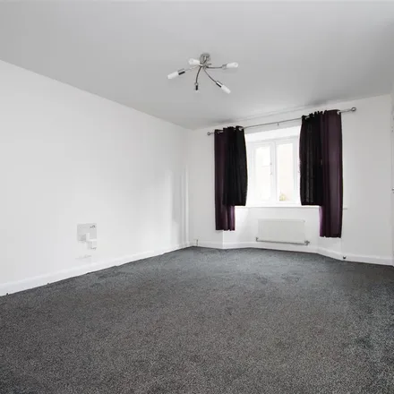 Image 2 - Wheatcroft Way, Swindon, SN1 2RA, United Kingdom - Apartment for rent