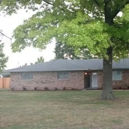 Rent this 3 bed house on 1396 South 101st East Avenue in Tulsa, OK 74128