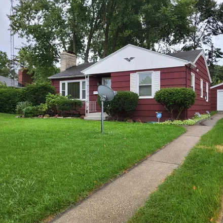 Buy this 2 bed house on 718 East Oakside Street in South Bend, IN 46614