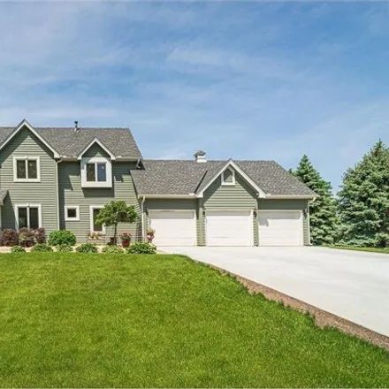 Buy this 4 bed house on Stonebrooke Golf Course in Abbey Point, Shakopee