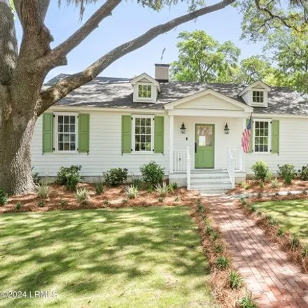 Buy this 4 bed house on 583 Euhaw Street in Beaufort, SC 29902