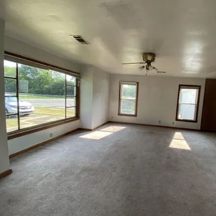 Image 2 - 1400 Parkway Drive, Arrowhead Manor, North Little Rock, AR 72118, USA - House for sale