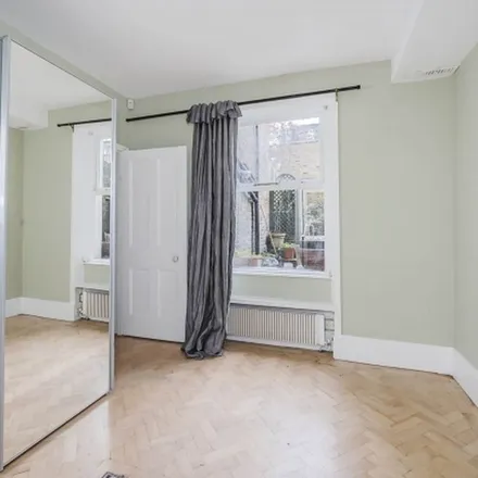 Rent this 1 bed apartment on 29 Redcliffe Road in London, SW10 9TW