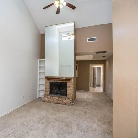 Image 5 - 4116 18th St, Lubbock, Texas, 79416 - Townhouse for sale