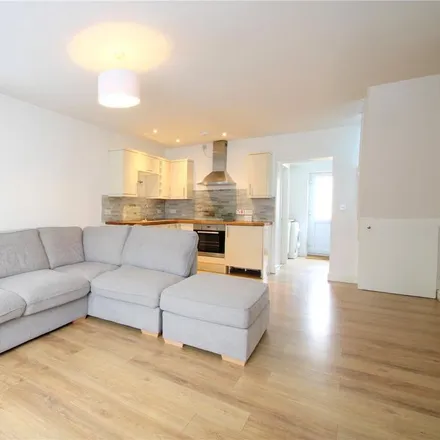 Rent this 2 bed duplex on 1 A Beauley Road in Bristol, BS3 1QF
