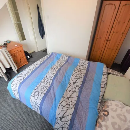 Rent this 4 bed apartment on Back Carberry Place in Leeds, LS6 1QJ