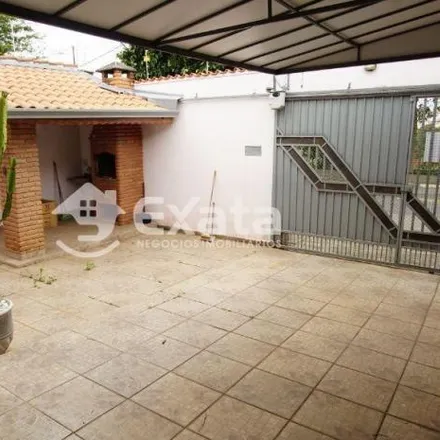 Buy this 3 bed house on Rua Domingos Januário Bálsamo in Jardim Arco-Íris, Sorocaba - SP