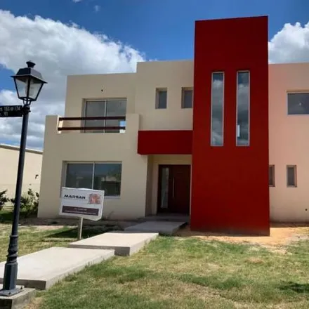 Buy this 3 bed house on unnamed road in Partido de Tigre, Dique Luján