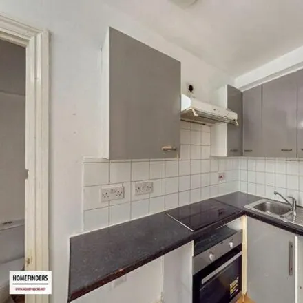 Image 7 - 40 Chaucer Road, London, E7 9NB, United Kingdom - Apartment for sale