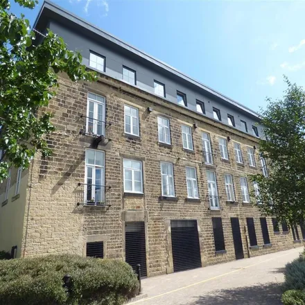 Rent this 2 bed apartment on Canal Quay in Britannia Wharf, Crossflatts