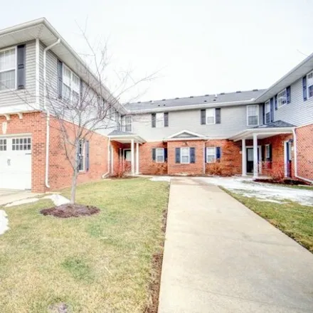 Buy this 2 bed condo on 171 Yorkminster in Savoy, Champaign County