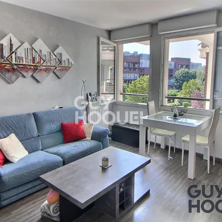 Rent this 2 bed apartment on 1 Rue de Paris in 94470 Boissy-Saint-Léger, France