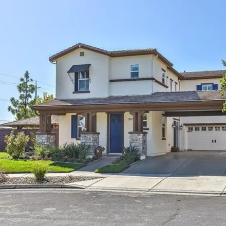 Buy this 4 bed house on 2898 Shinn Court in Woodland, CA 95776