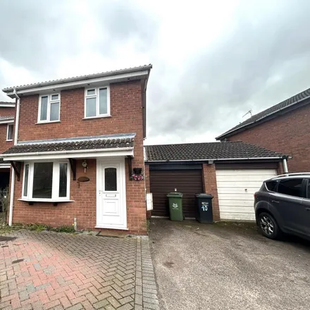 Rent this 3 bed house on 21 Cranesbill Drive in Worcester, WR5 3HX