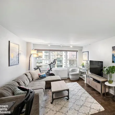 Buy this studio apartment on 301 EAST 75TH STREET 5E in New York